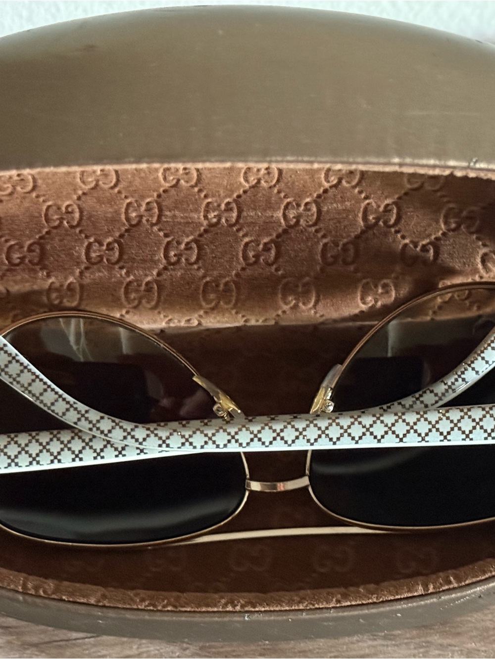 Vintage Aviator Sunglasses - Picture 2 of 9